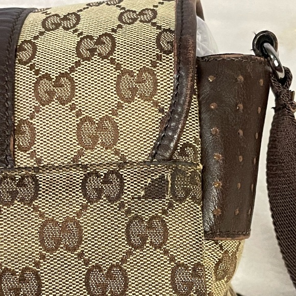 GUCCI canvass messenger bag - Picture 3 of 16